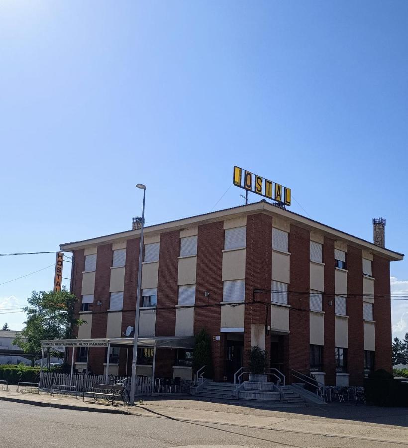 Hostal Alto Paramo Villadangos del Páramo Exteriör bild